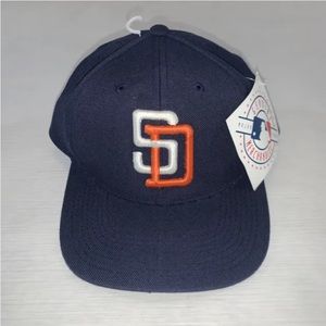 Vintage San Diego Padres Genuine Merchandise Wool Snapback Cap Hat - NWT